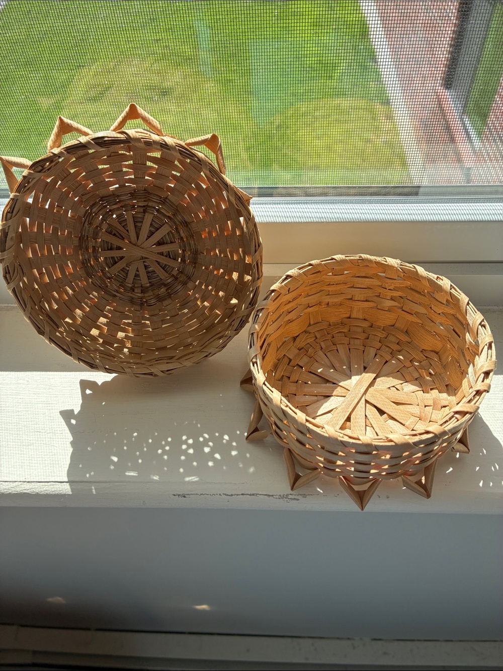 Cape Breton Iskand, Niva Scotia Mi’kmaq small hand made basket, 20th century - Picture 6 of 8